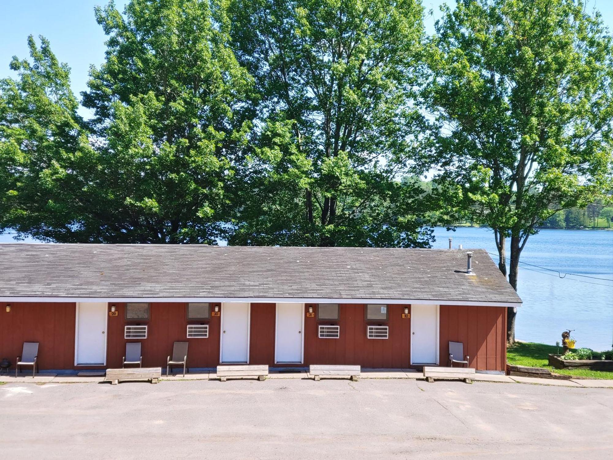 Lakeshore Motel Ice Lake Iron River Luaran gambar